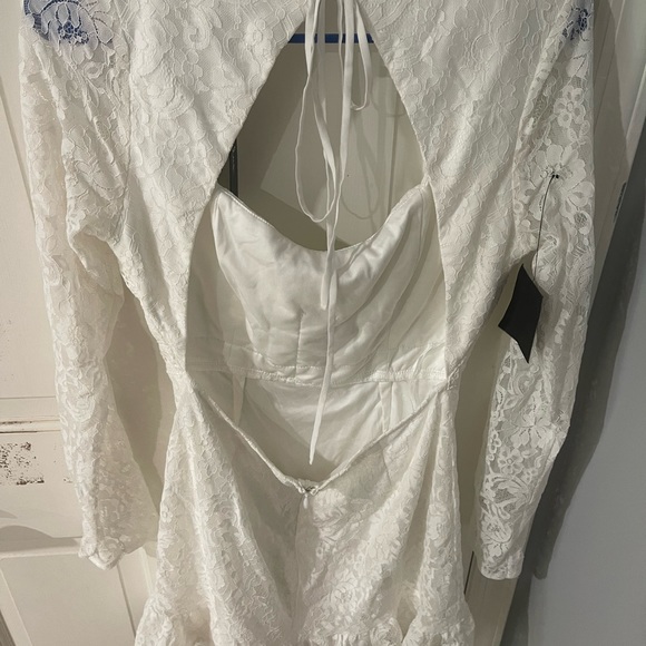 BRAND NEW W TAGS GORGEOUS WHITE LONG SLEEVE OPEN BACK LULUS WOMENS DRESS (S:L) - Picture 8 of 9